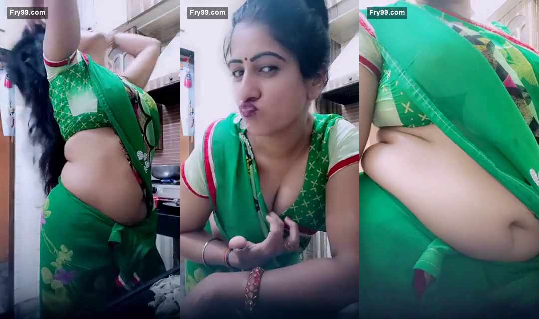 Viral Manju Bhabhi Sexy Navel and Boobs Live Video